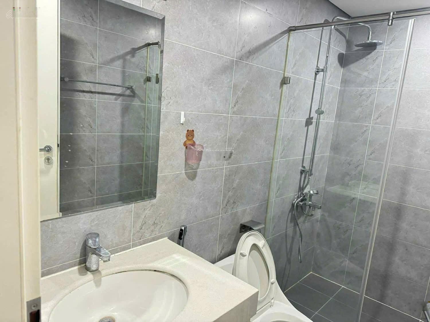 Cho thuê CHCC Sunshine 13 Lĩnh Nam, 81m2, giá 11 triệu/th, 2 ngủ, 2 wc, tầng trung