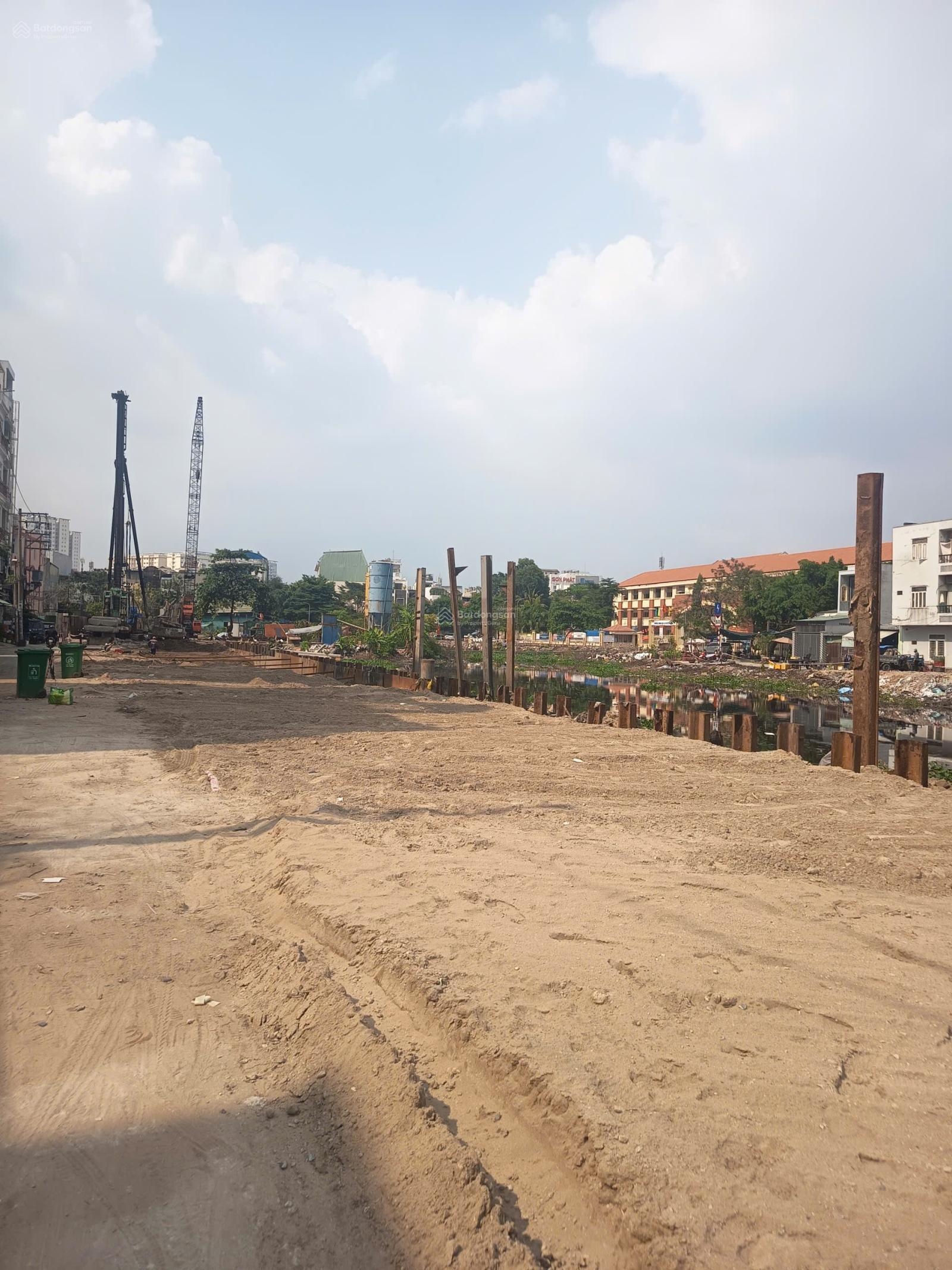 bán Nhanh lô đất Sát Rạch Xuyên Tâm, 4x21m giá 11 tỷ TL bùi đình túy bình thạnh