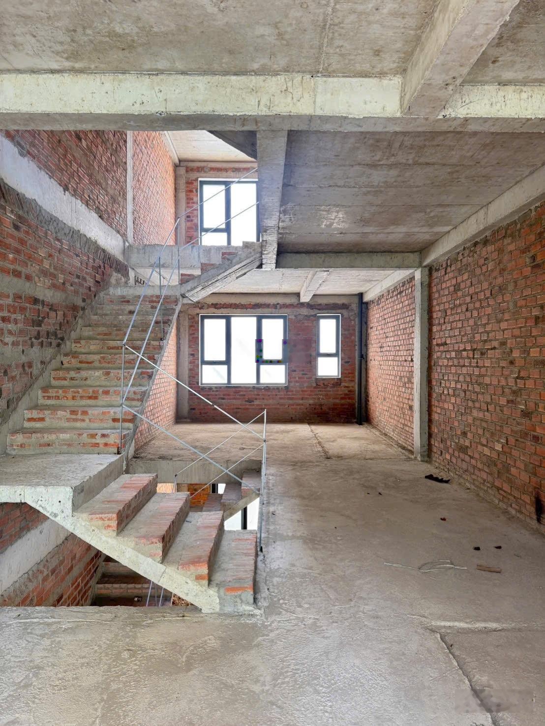 Nhà thô VCN Phước Long 2 85m2 ngang 5m, hàng F1 giá đầu tư