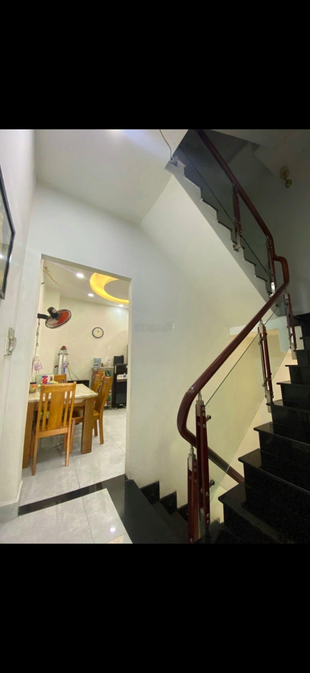 Gấp. nhà 4x15. 3 tầng btct. 4pn.3wc. đường số 29. khu tên lửa. bình trị đông b. giá chỉ 5 tỷ nhỉnh.