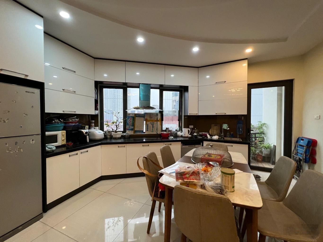 Nhà 7 tầng thang máy mặt ngõ ô tô - 1 nhà ra mặt phố - Kinh doanh tốt - Khu vực đông SV