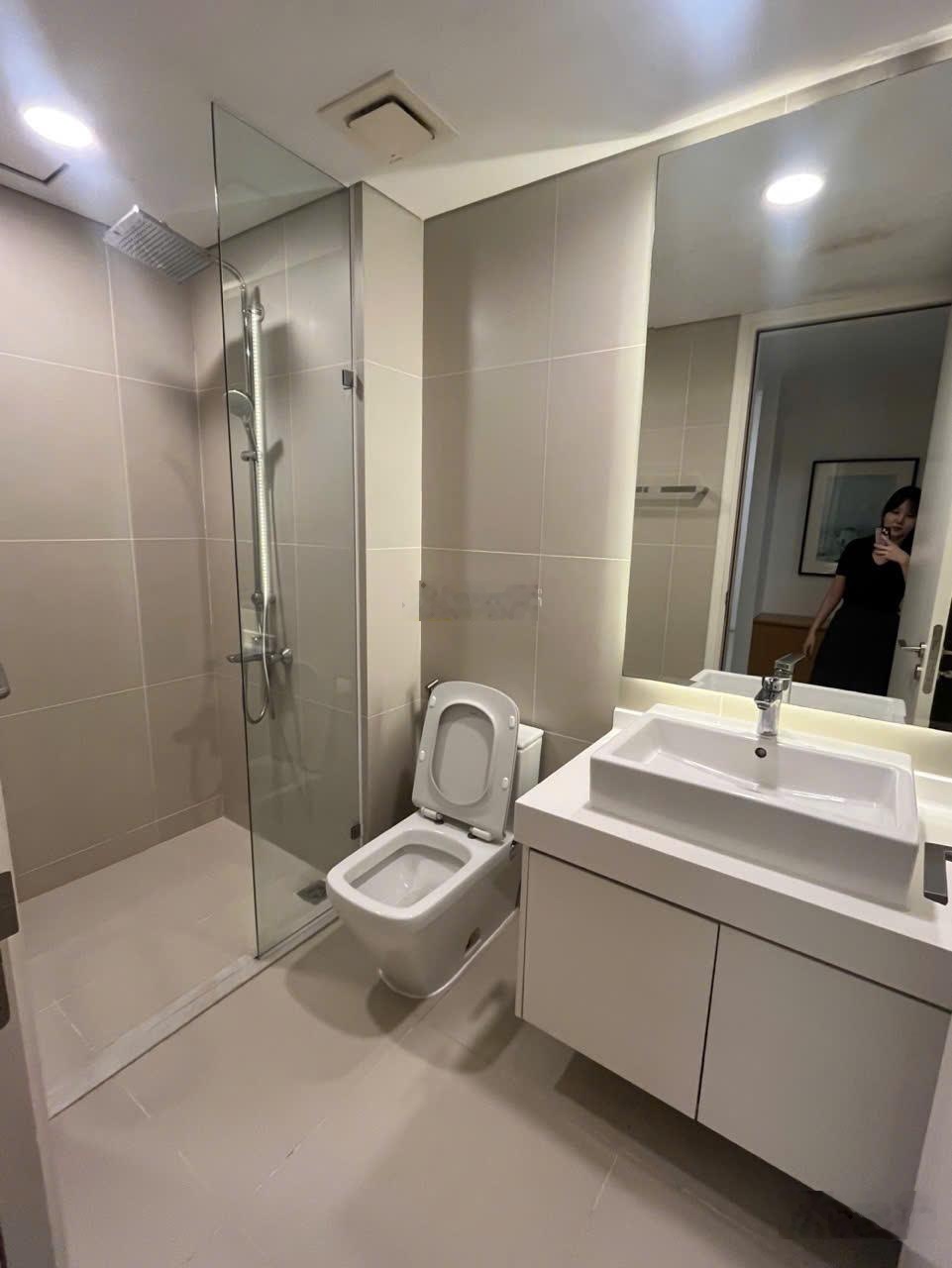 Bán căn hộ Gateway Thảo Điền view sông (suất người nước ngoài mua được). Liên hệ 0902835479