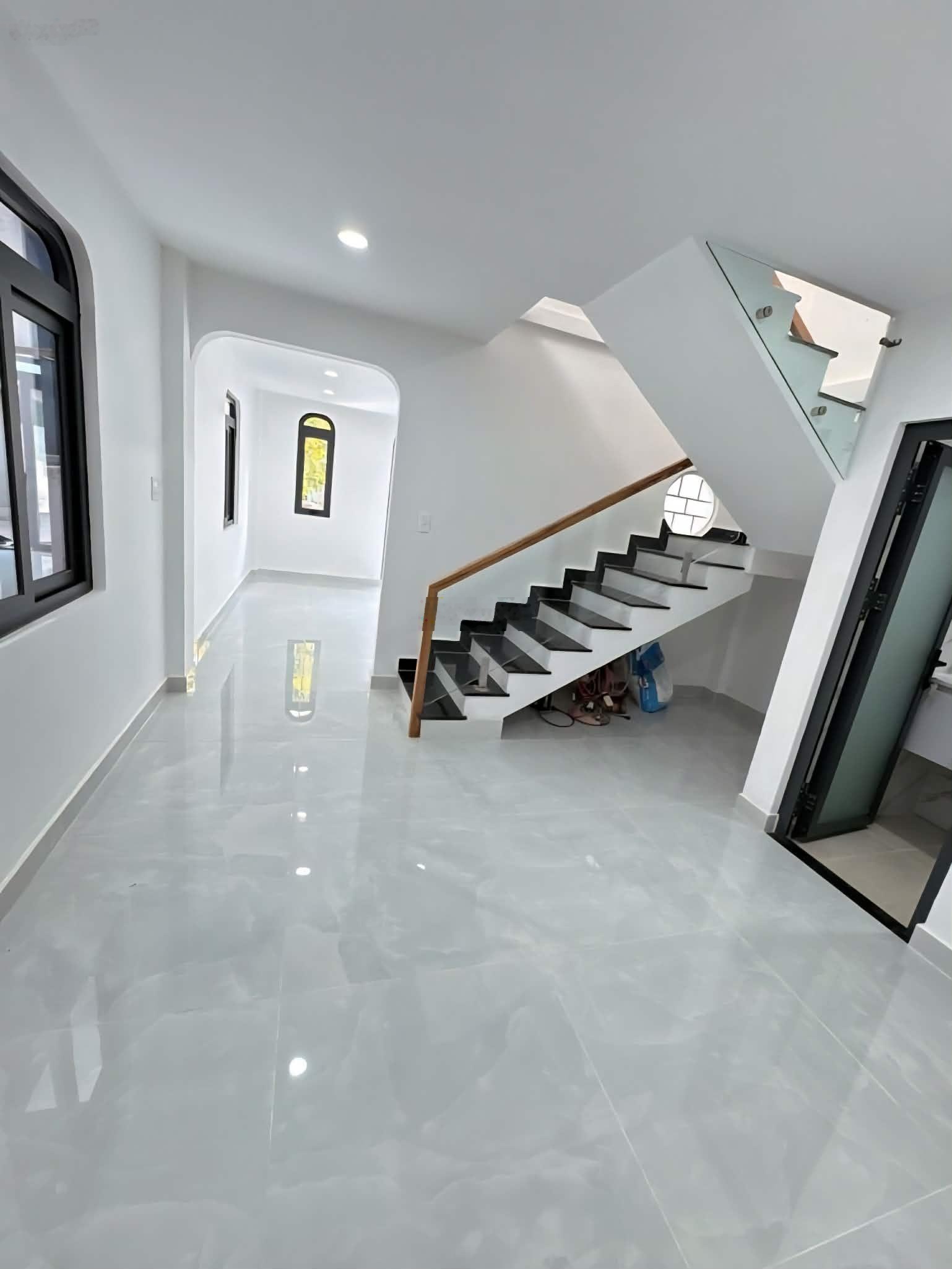 Nhà mới ở ngay, ngang lớn 5.1m, bán nhà Bùi Đình Túy, 72m2 chỉ 7.5 tỷ Tl