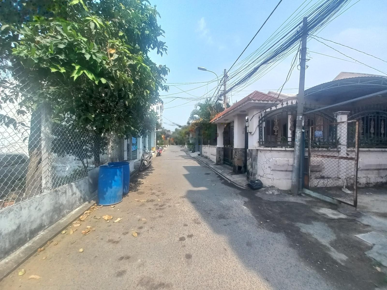 20 tỷ | 428m2 (14.4x30m) | SHR 100% thổ cư| Đường xe hơi 7m | Gần chợ nhỏ Lê Văn Việt