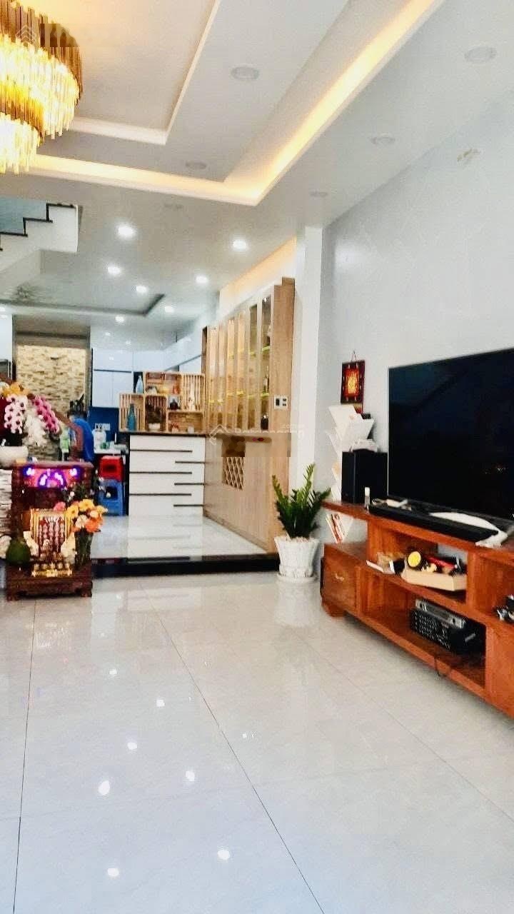 Bán gấp! Hẻm 31 Ung Văn Khiêm, DT 51m2, ngang 5m siêu hiếm, gần Hutech
