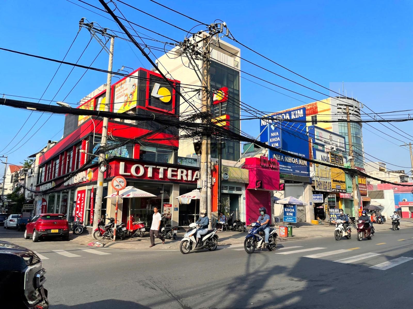 Mặt tiền kinh doanh lê văn việt- quận 9, dt 9x28m, cho thuê 63 tr/th, giá đầu tư