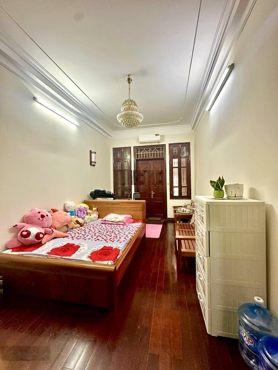 Trung tâm đại học! bán nhà lê thanh nghị, hai bà trưng, 64m2, mt 4m, 25.6 tỷ, ôtô , sát bv bạch mai