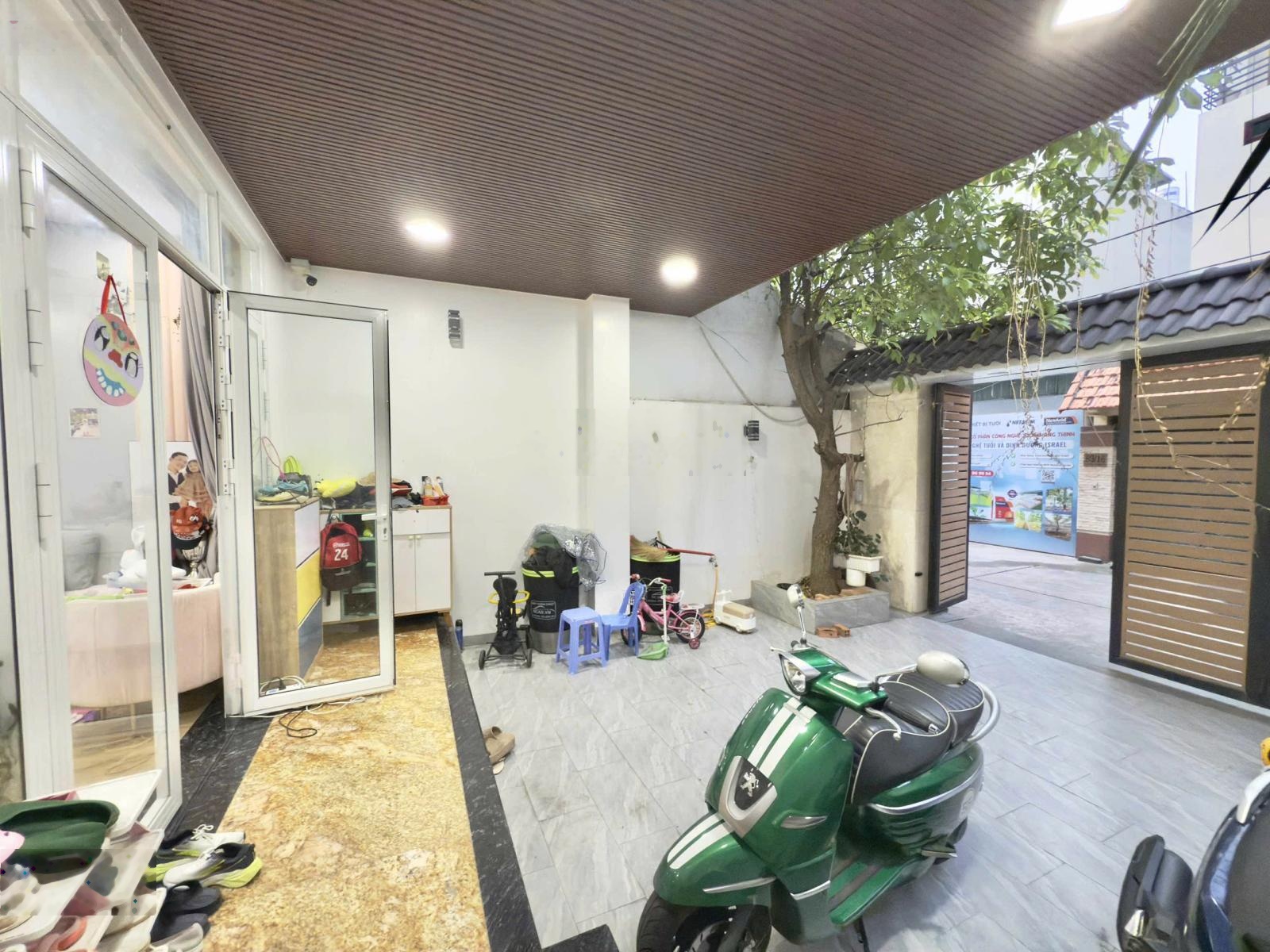 Bán nhà 4 tầng hẻm xe hơi 6m, ô tô ngủ trong nhà, 109,1m2 đường Bạch Đằng, phường 02, Tân Bình