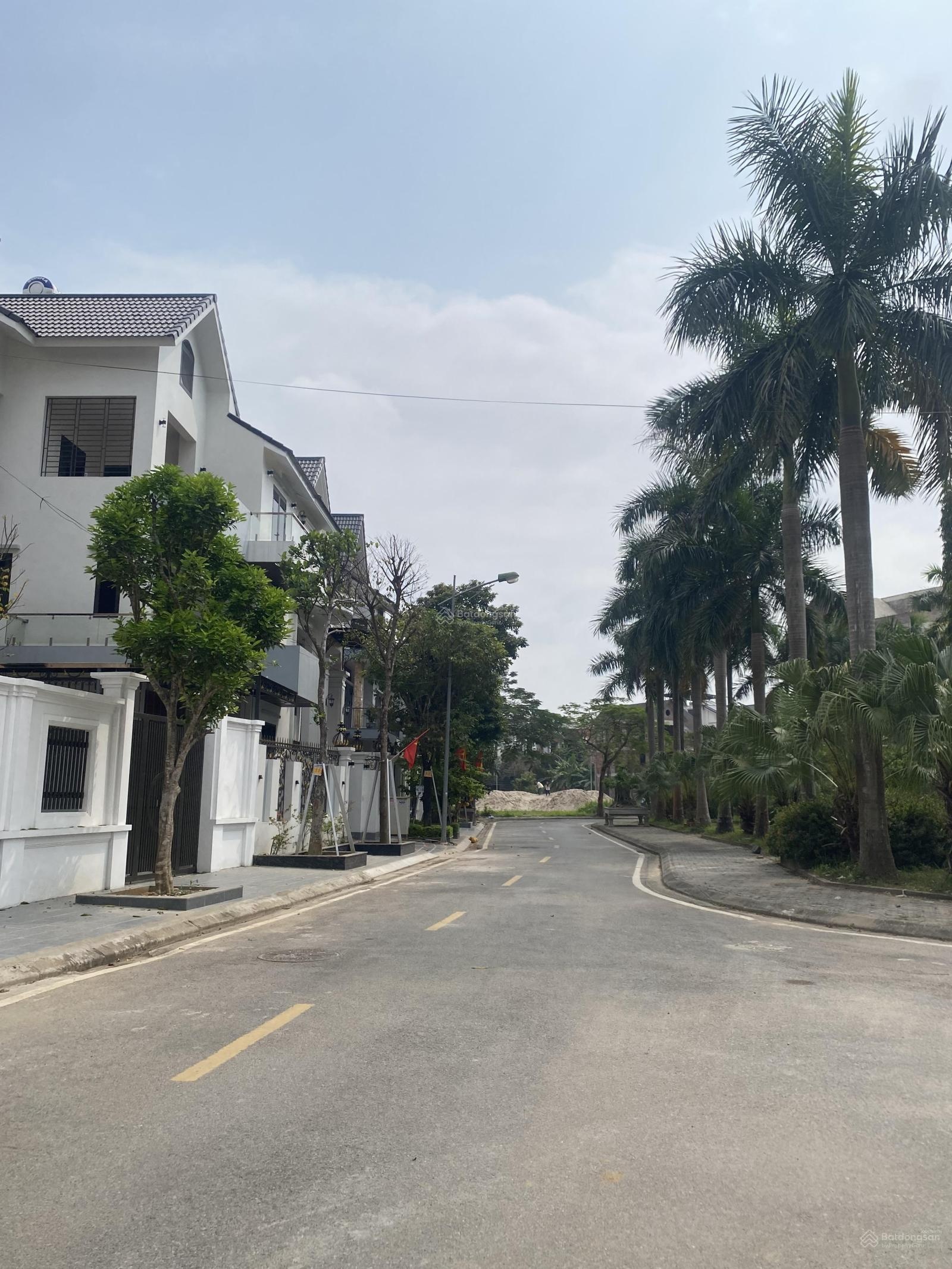 Biệt thự Vip 2 mặt tiền view công viên 99 tiện ích: bệnh viện, trường học, chợ) chỉ 4Xtr/m2