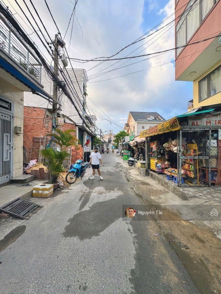 Hot, Bán gấp Nhà Mặt Tiền Lõ Tư, BTân, 50m2, 2 tầng mới đẹp, chỉ nhỉnh 5 tỷ xíu.