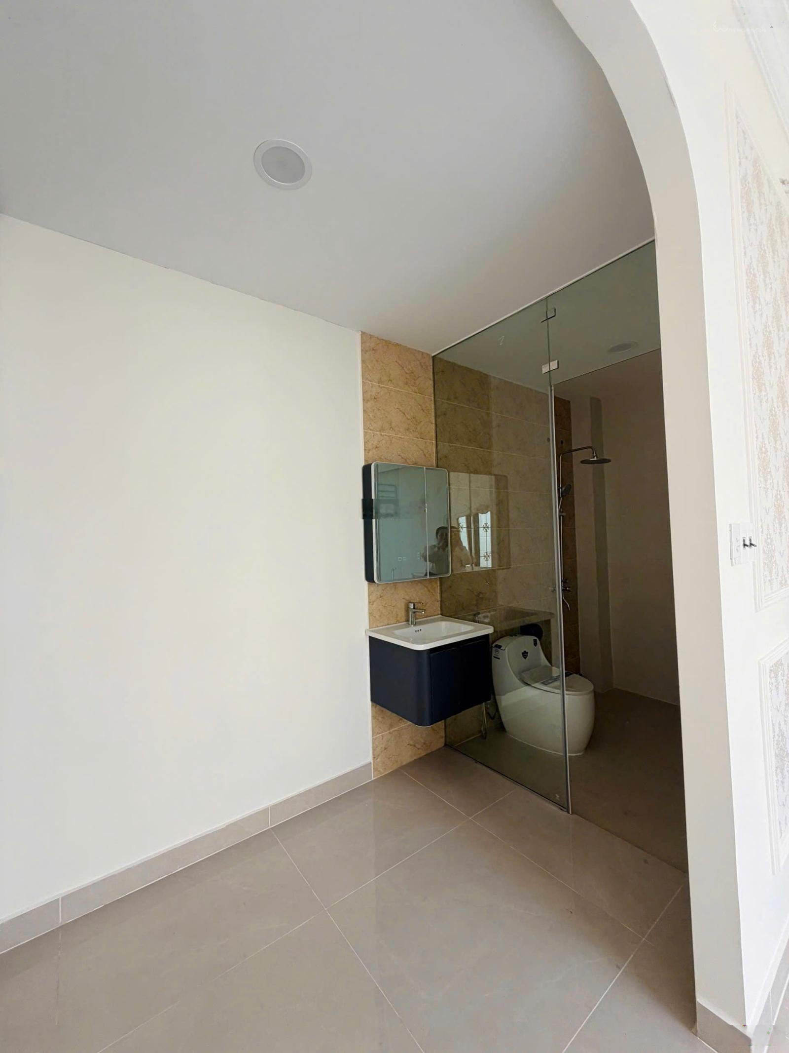 Bán nhà xây mới gần KCN Cầu Tràm, Tây Ninh, có sân vườn