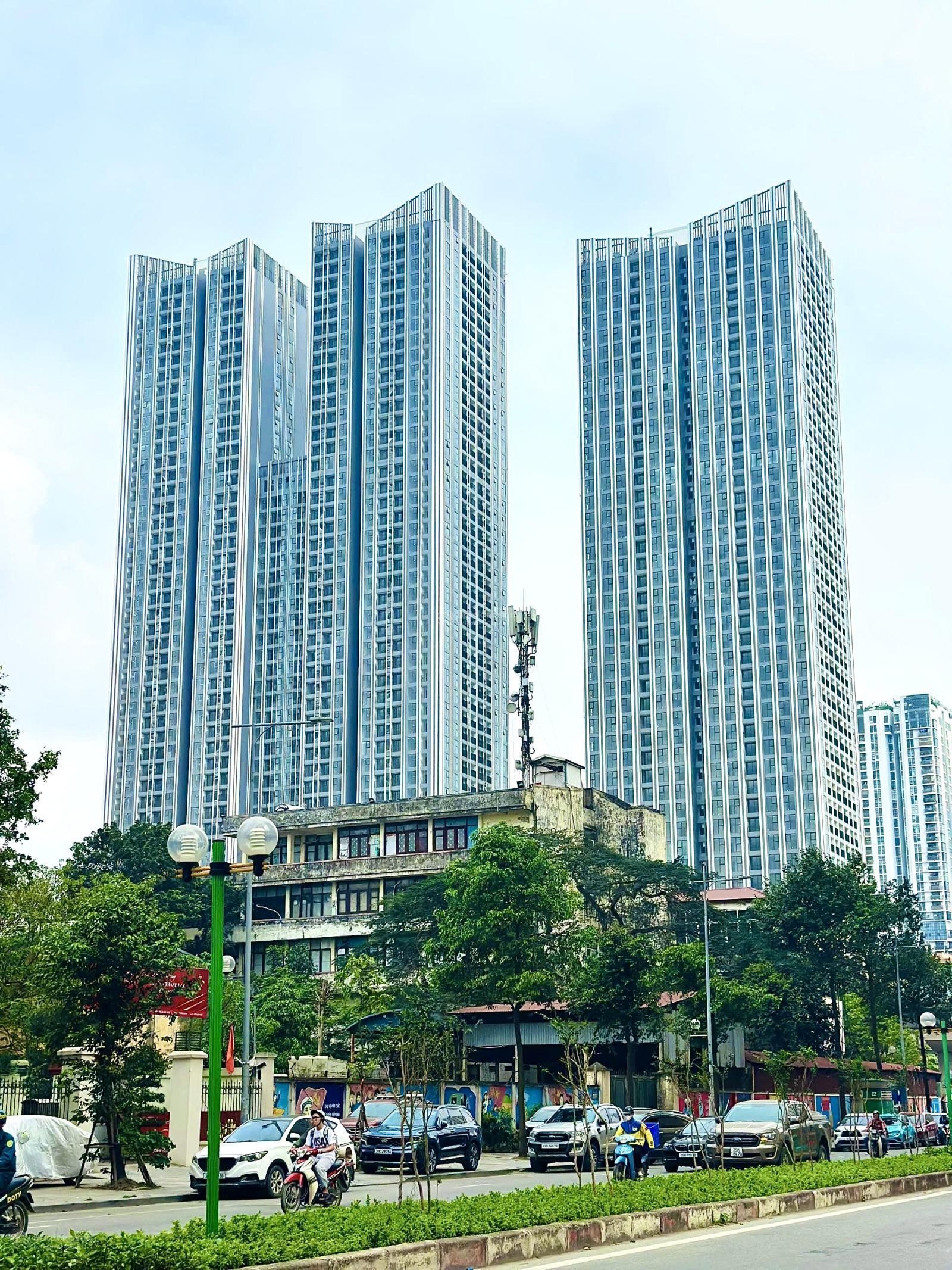 Bán căn 2 ngủ 2 vệ sinh Grand sunlake tầng trung 2x giá hơn 4 tỷ