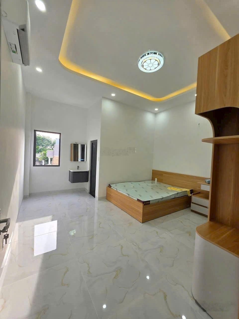 Bán căn hộ dịch vụ 1 trệt 2 lầu khu BigC Go Dĩ An, TP HCM