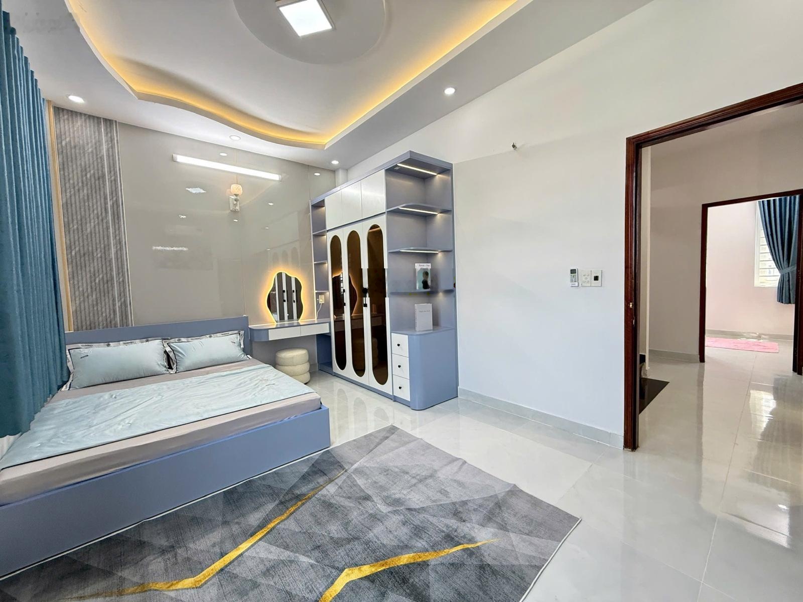 Phân Khúc Nhỉnh 5 Tỷ Đừng Bỏ Qua- Nhà Phố 4 Tầng Ngang Bề Thế 5.05m- Khu Phân Lô 1/ Hẻm 9m LVK,Q.12
