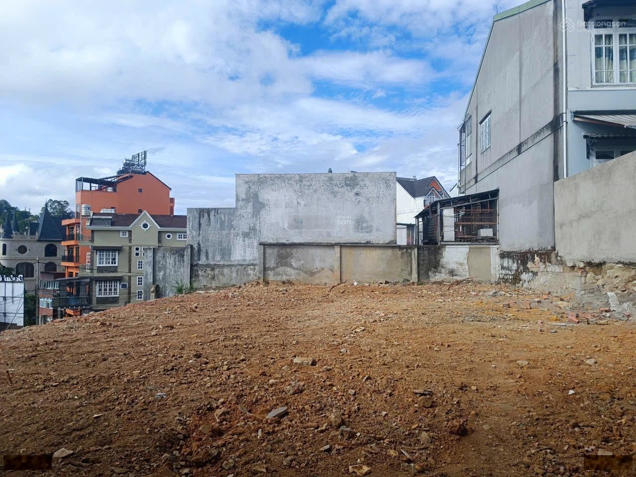 Bán gấp lô đất giá tốt view đồi thông tại Đặng Thái Thân - Đà Lạt