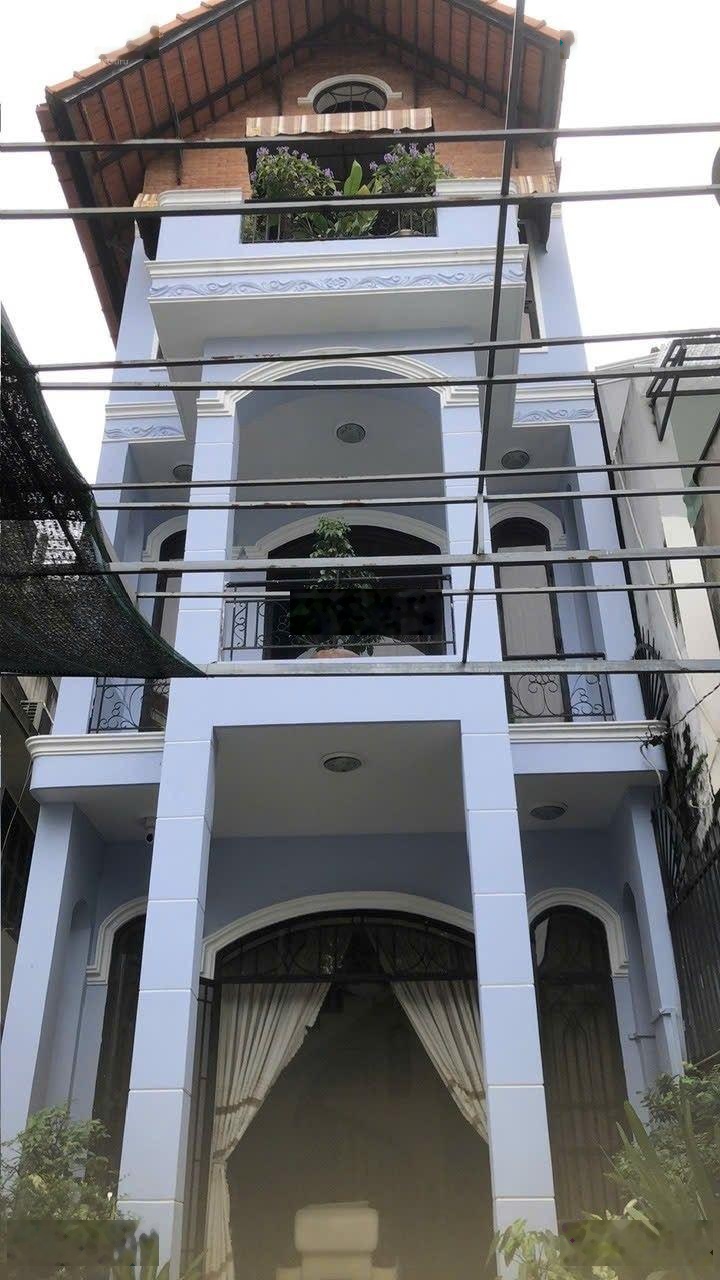 Cc gửi bán nhà mt bình thạnh dt 215 m2 giá 33 tỷ