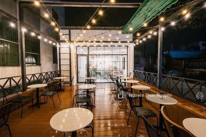 Cho thuê nhà 2mt 437a nguyễn tri phương, phường 8, quận 10 dt 5x18m trệt 3 lầu giá 60 triệu