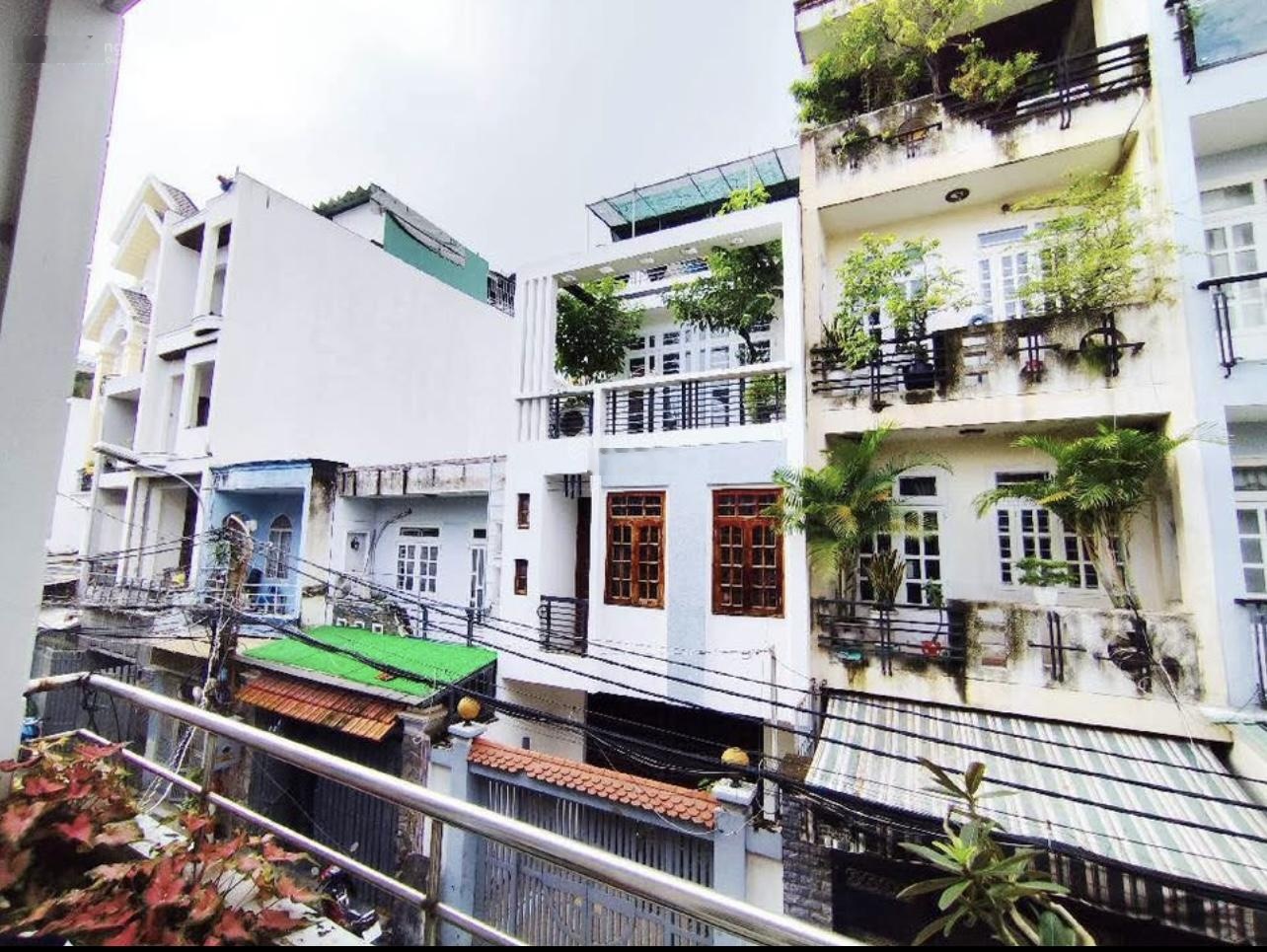 Bán gấp Nhà riêng Phan Huy Ích, Tân Bình, 8,9 tỷ, 70m2 đẹp, nhiều tiện ích.