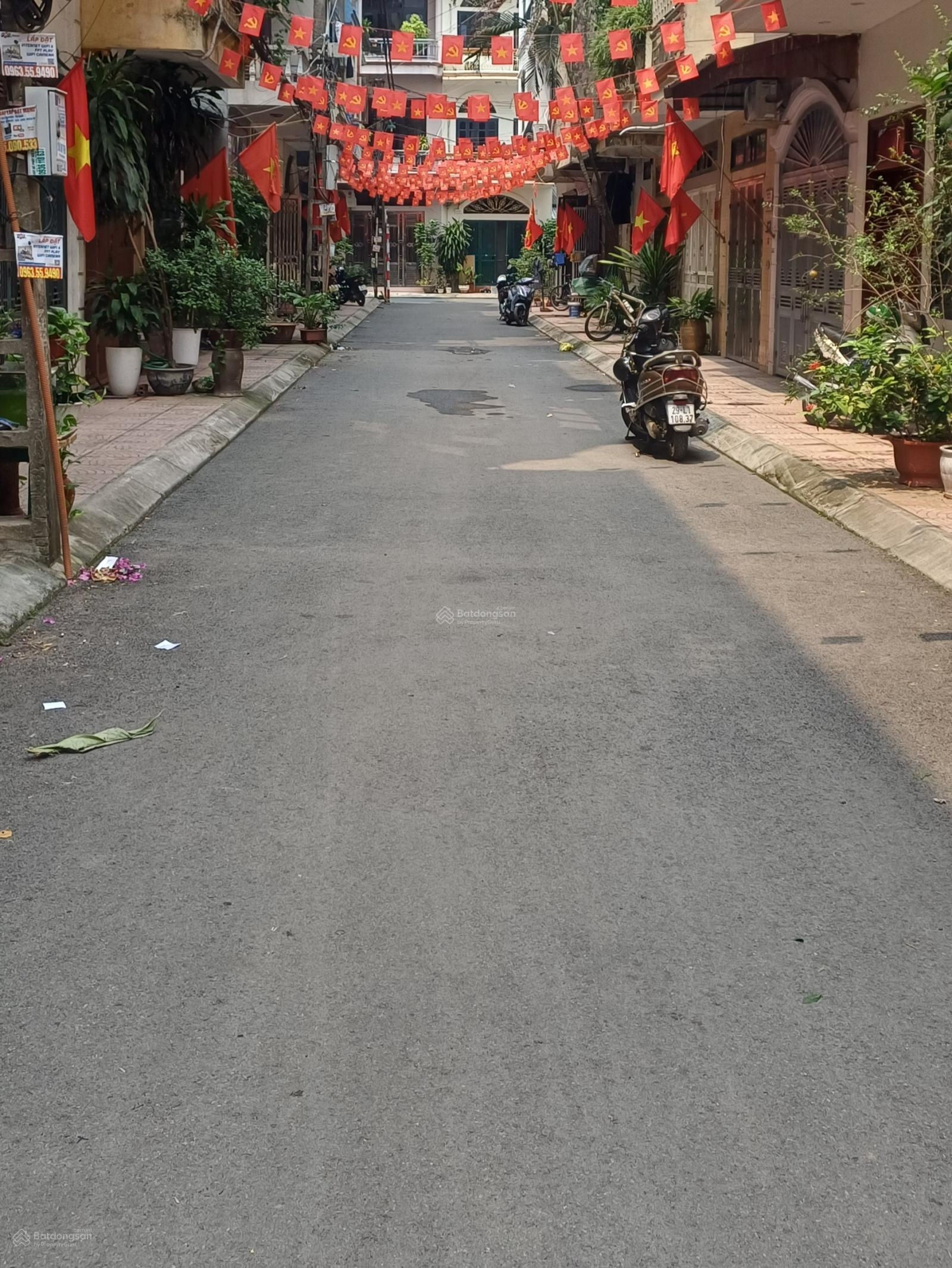 Bán nhà phân lô Hoàng Công Chất Bắc Từ Liêm | 50m² | Ô tô tránh | Vỉa hè | Giá 14.8 tỷ
