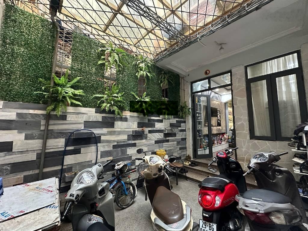 Bá.n nhà trung tâm quận thanh xuân - 44m2 x 6 tầng - mặt tiền 4m - an sinh đỉnh - nội thất đẹp -
