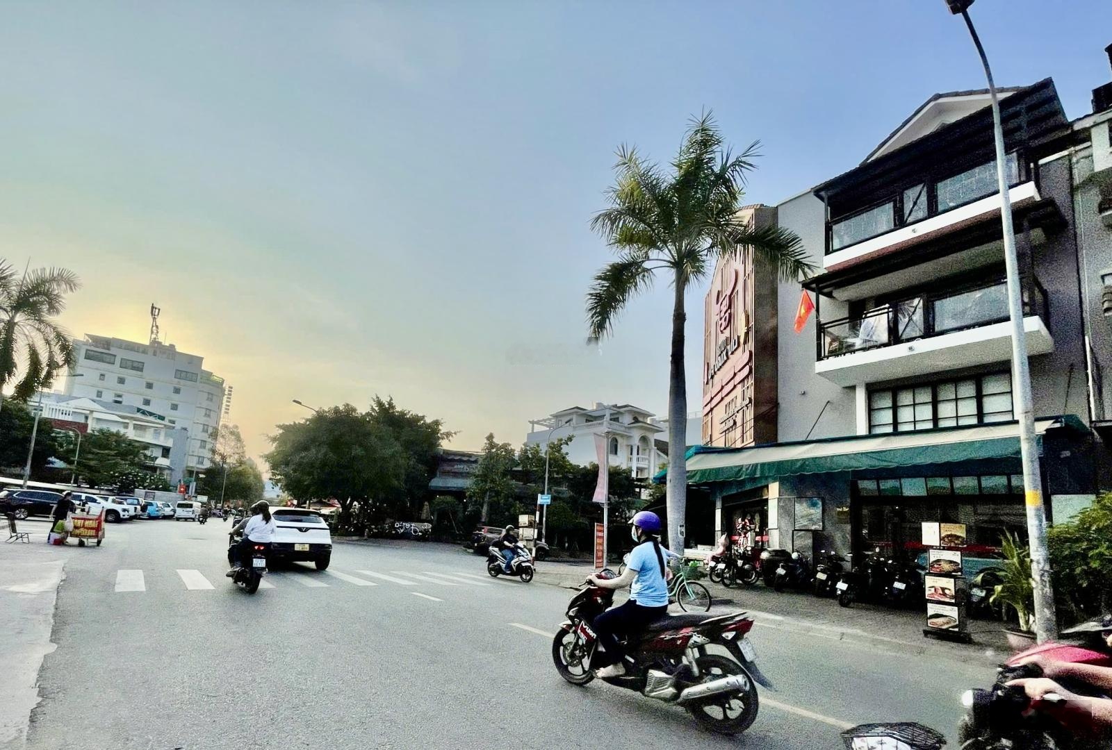 Bán nhà kdc nam long, đường 8m, 4x15m chỉ 8.8 tỷ