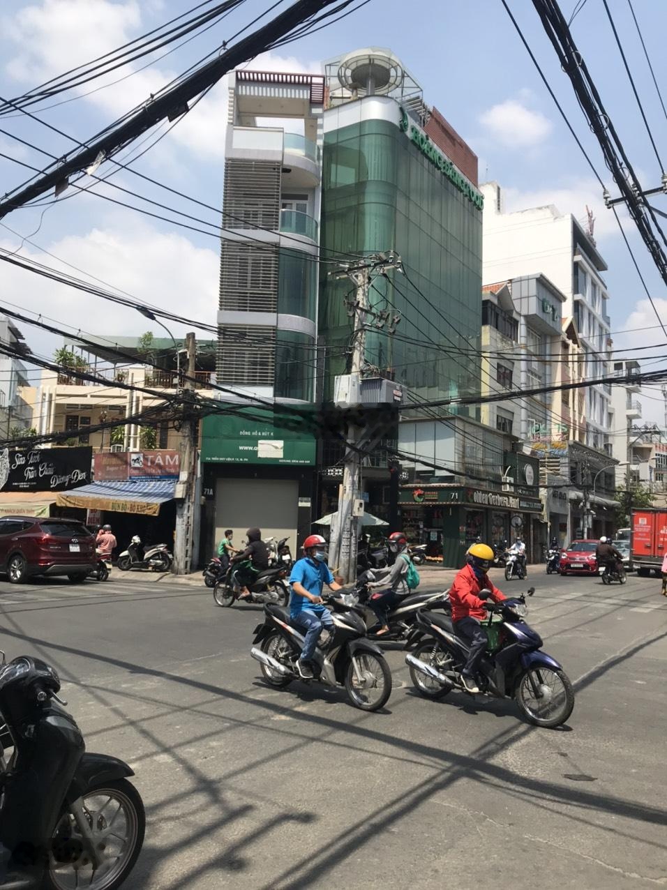 Bán nhà đep 2 mt trần huy liệu - dt: 6 x 15 - kc: trêt 2 lầu - hđt: 80 triệu - giá 30 tỷ