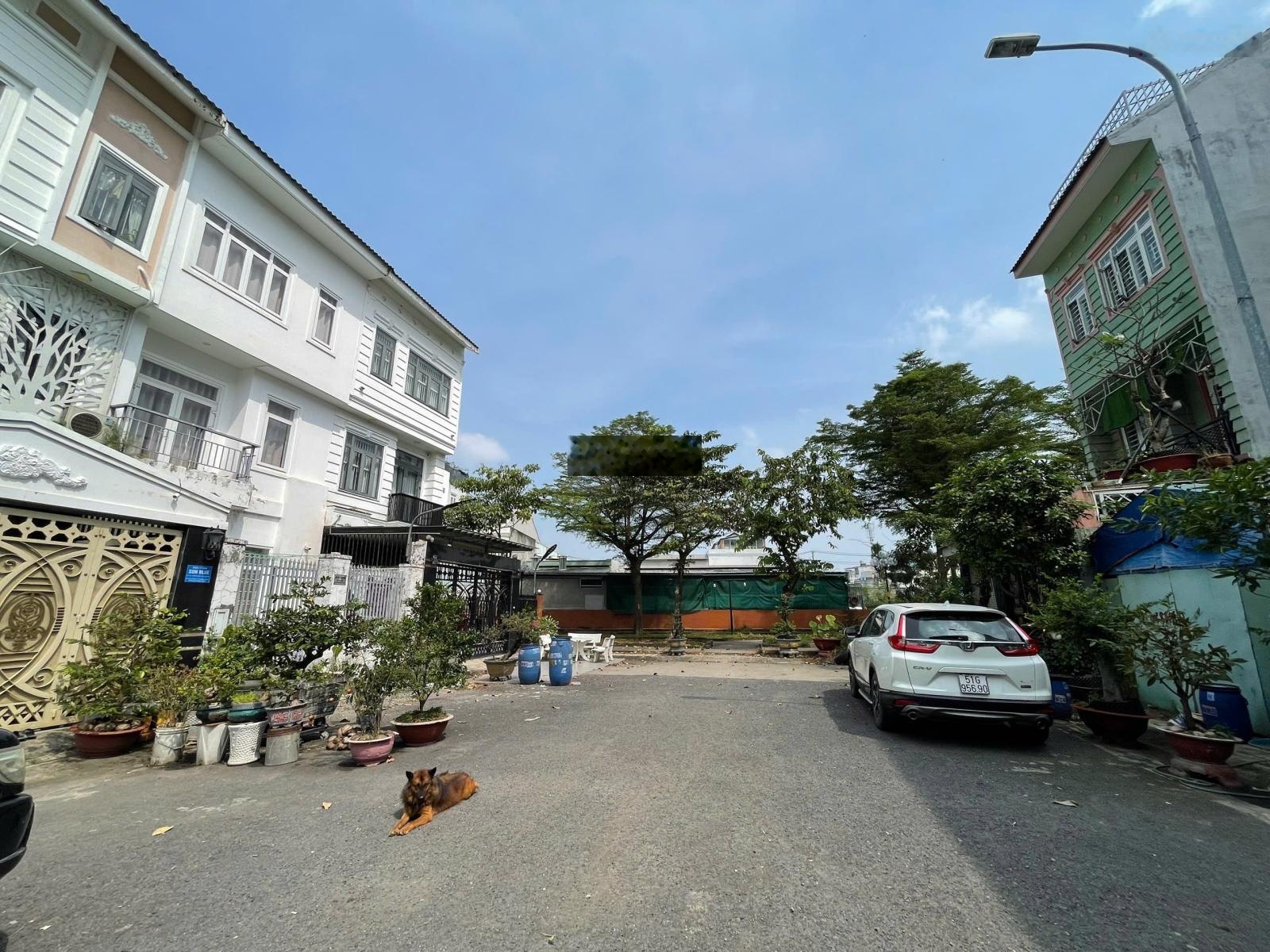Tam bình Tp HCM - KDC Thủ đức house - sau chợ đầu mối thủ đức - DT 5m x17m -87,5m2 Giá 4.2 Tỷ