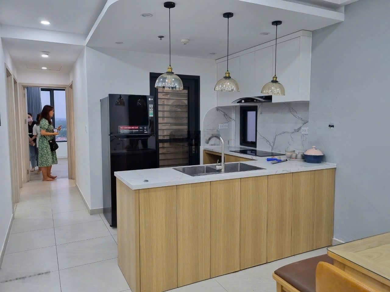 Bán căn hộ chung cư Hưng Phúc Premier, 94m2, 3pn-full NT-ô xe hầm, view đẹp, chỉ cần xách vali vô ở