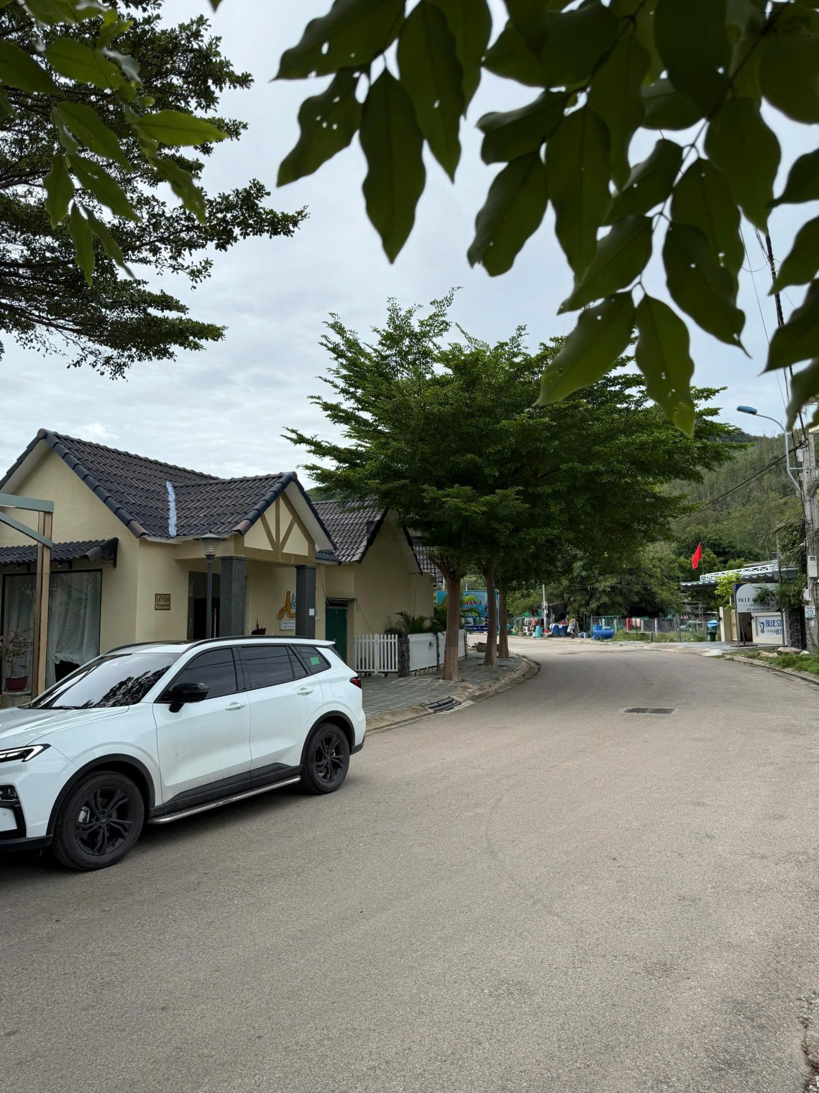 Hàng hiếm đất biển full thổ cư liền kề biệt thự nghỉ dưỡng biển Anara Bình Tiên Khánh Hòa