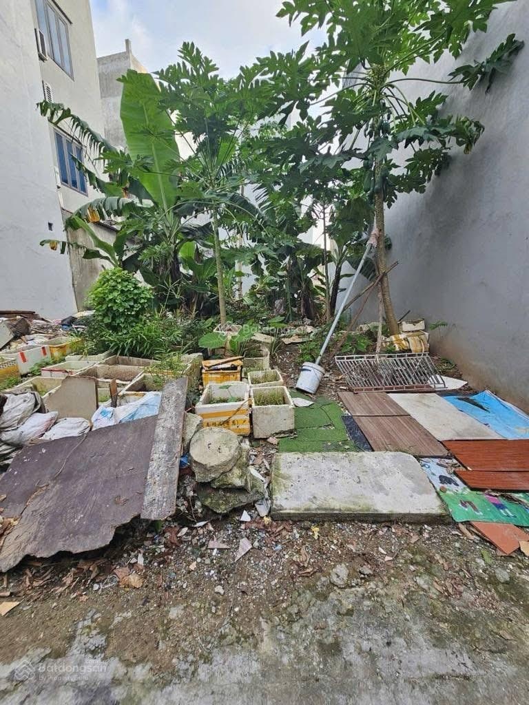 Hiếm đẹp đất Việt Hưng Long Biên 7,6 tỷ 50 m2 MT 5m ngõ thông ô tô nhỏ