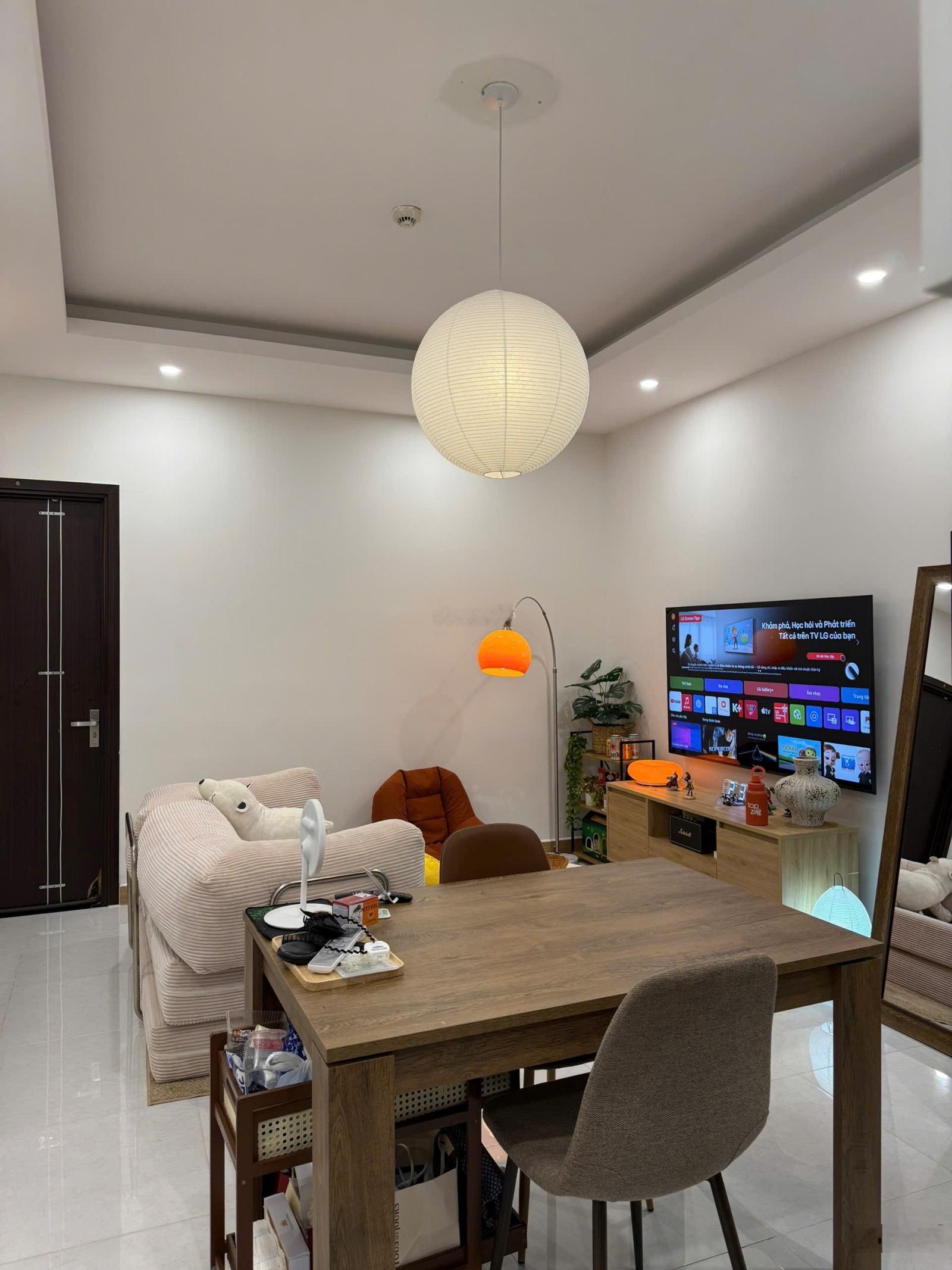 BÁN CĂN HỘ 1PN ERA TOWN ĐỨC KHẢI GIÁ TỐT View Sông Thoáng Mát , ngắm pháo hoa tại nhà chill chil