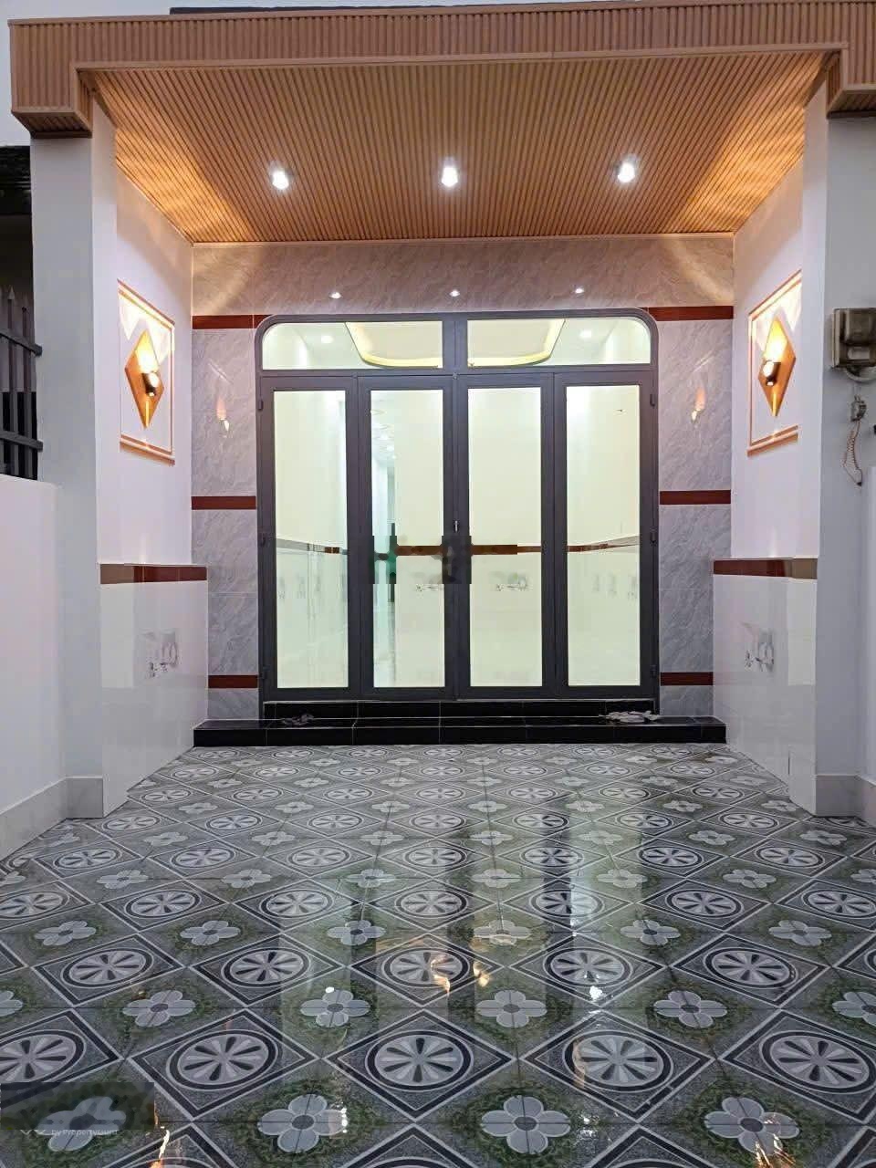 Bán nhà shr mặt tiền đường nhựa Lê Thị nghiêng