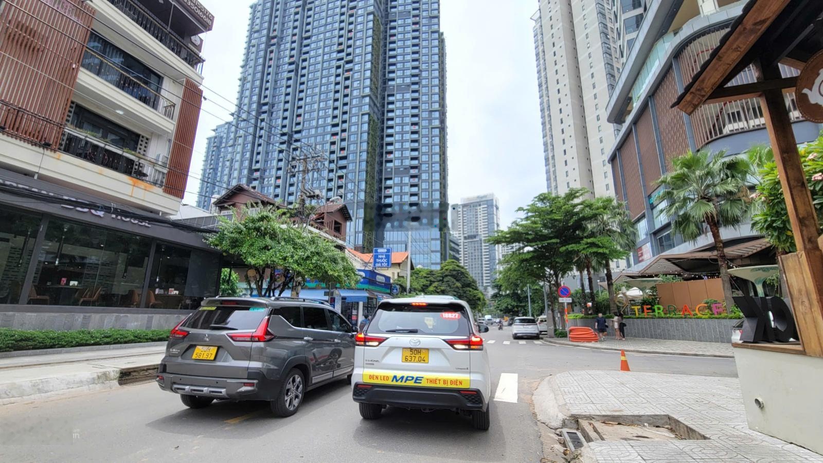 Khuôn Đất Ngay Vòng Xoay Trần Não 310 m2 An Khánh quận 2, Chủ bán gấp 35 tỷ chốt nhanh trong tuần!
