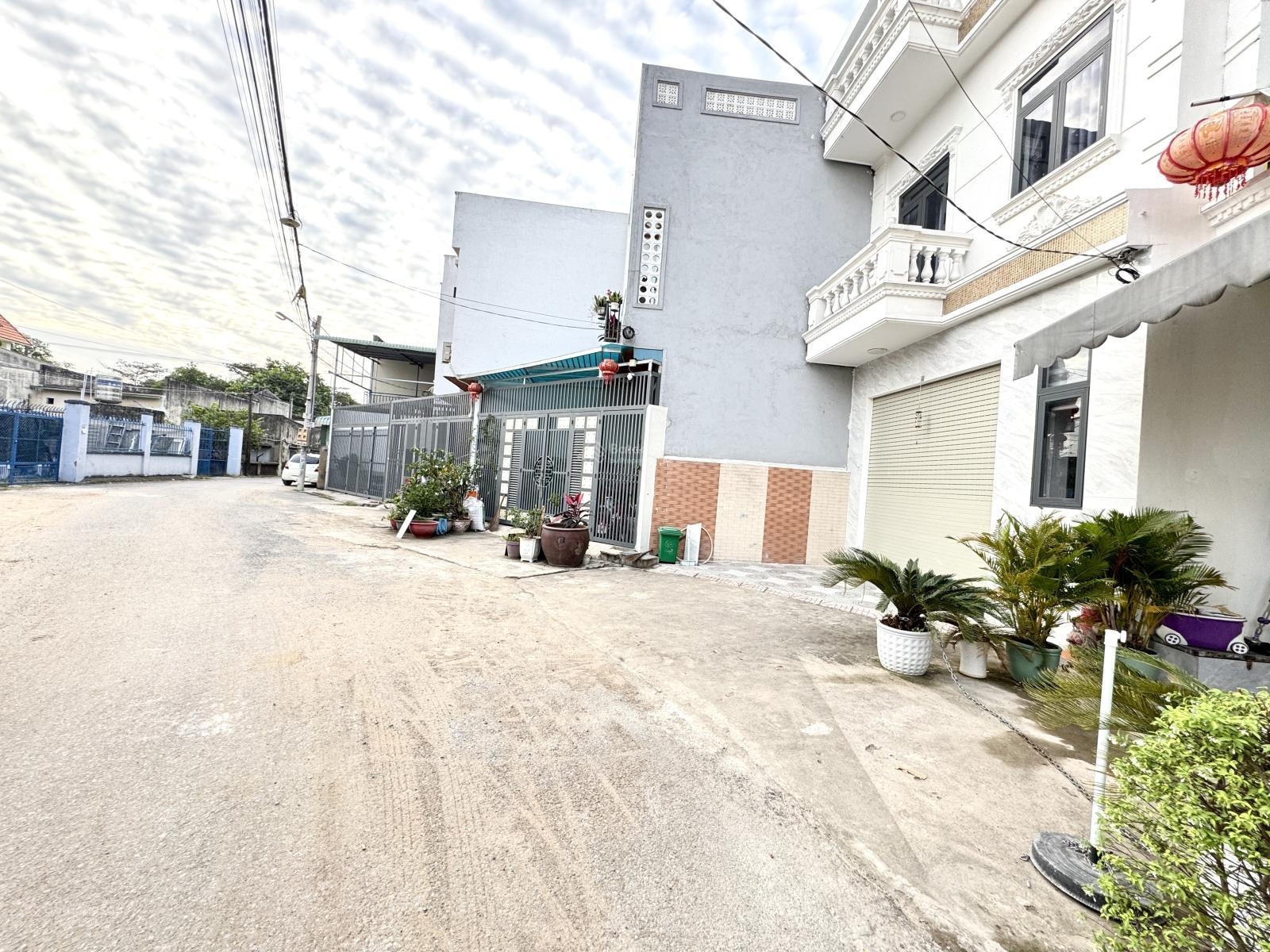 Chủ gởi bán lô đất KDC vip Hoá An, MT khu Hoàng Minh Chánh, 5x17=82,8m2, đường 7m, thổ cư 100%