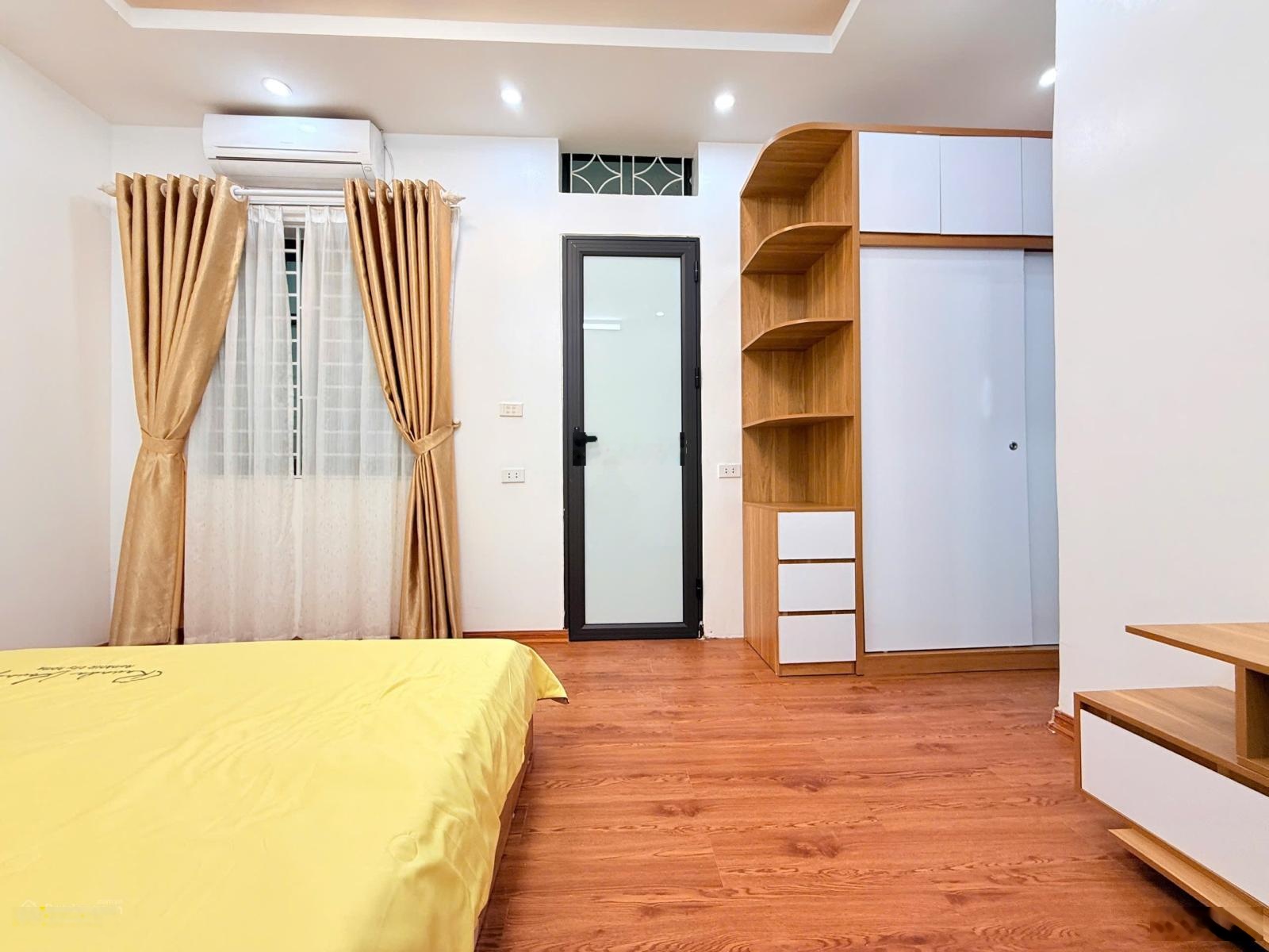 Bán nhà riêng DT 33m2 x 4 tầng phố Trần Khát Chân - Liên hệ 0986014055