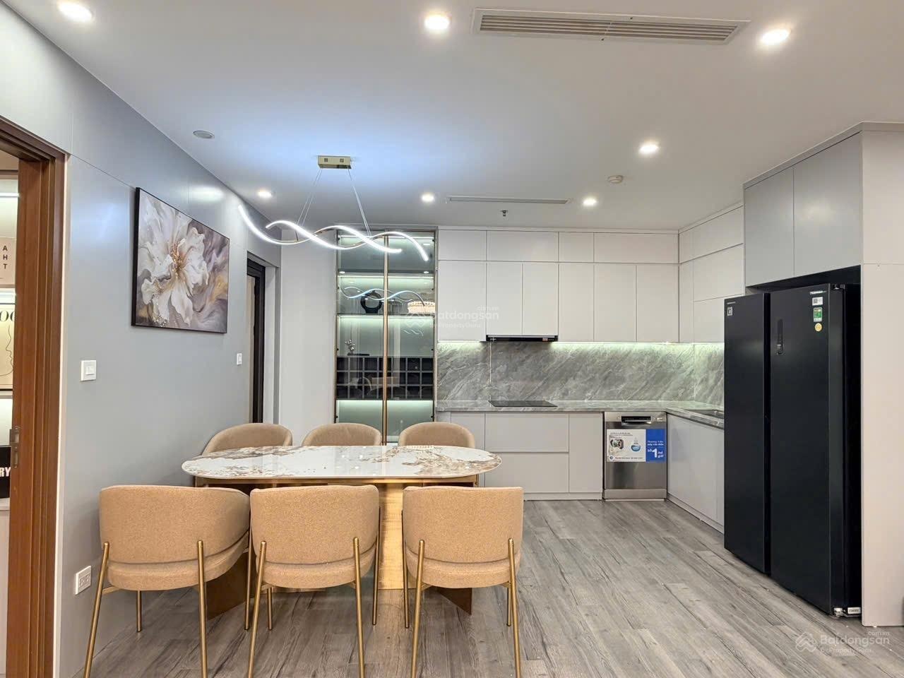 Em chính chủ cần cho thuê nhanh căn hộ 104m2 3PN full đồ tại Iris Garden giá 18 triệu