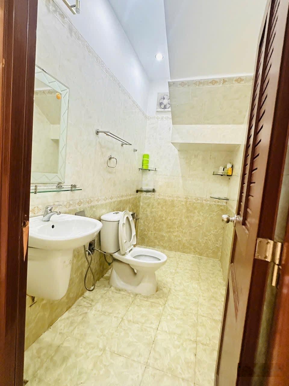 Nhà trệt lầu RẺ gần cụm trường Tân Đông Hiệp, sát chợ đêm Bicosi Dĩ An