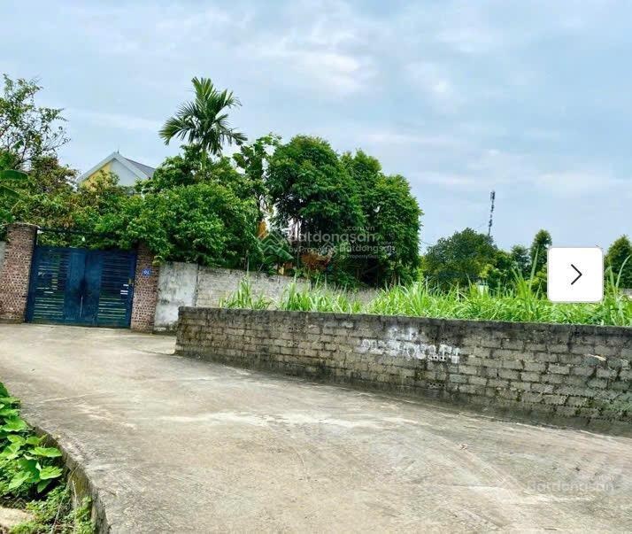 2,1 tỷ Sở hữu ngay lô đất đẹp 350m2. Lô góc, vuông vắn, nở hậu, vị trí đẹp