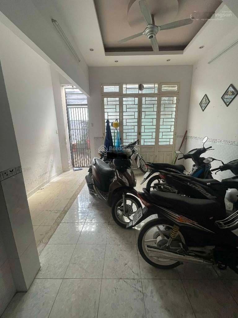 Nhà 4tầng phạm văn đồng.p3. gò vấp - dt82m2 (4.7x17)-hẻm ôtô đỗ cửa dòng tiền 36triệu/tháng 9.5ty