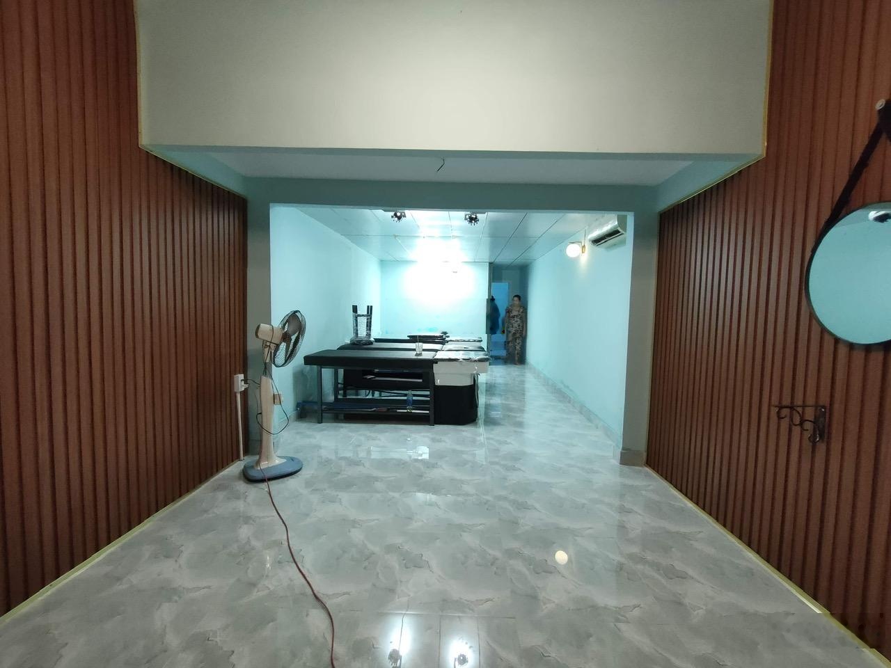 Bán nhà riêng chính chủ hẻm xe tải