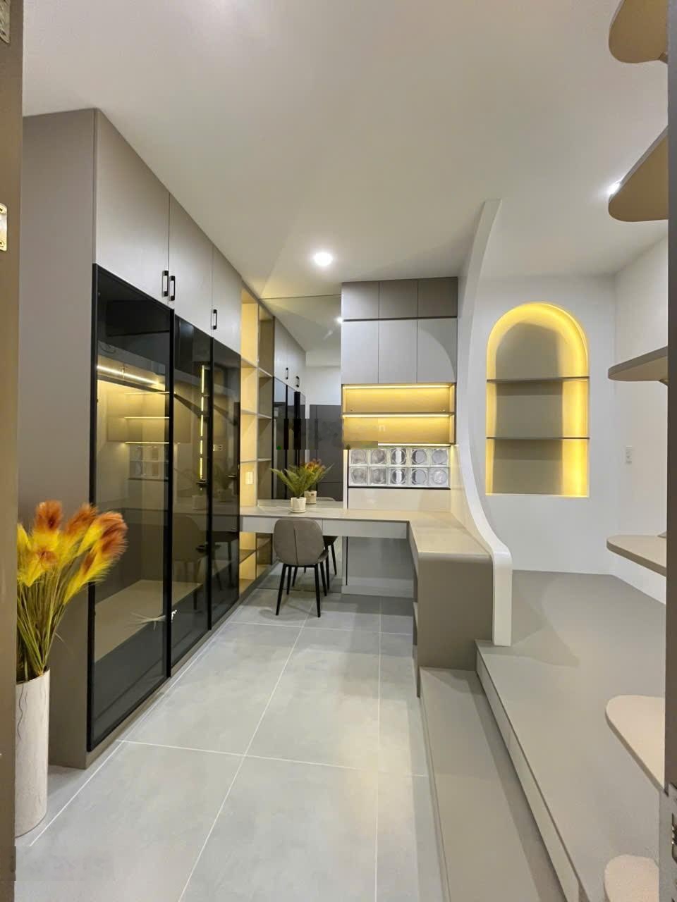 Bán nhà xây mới cao cấp đường lạc long quân Q11 gần chợ bình thới