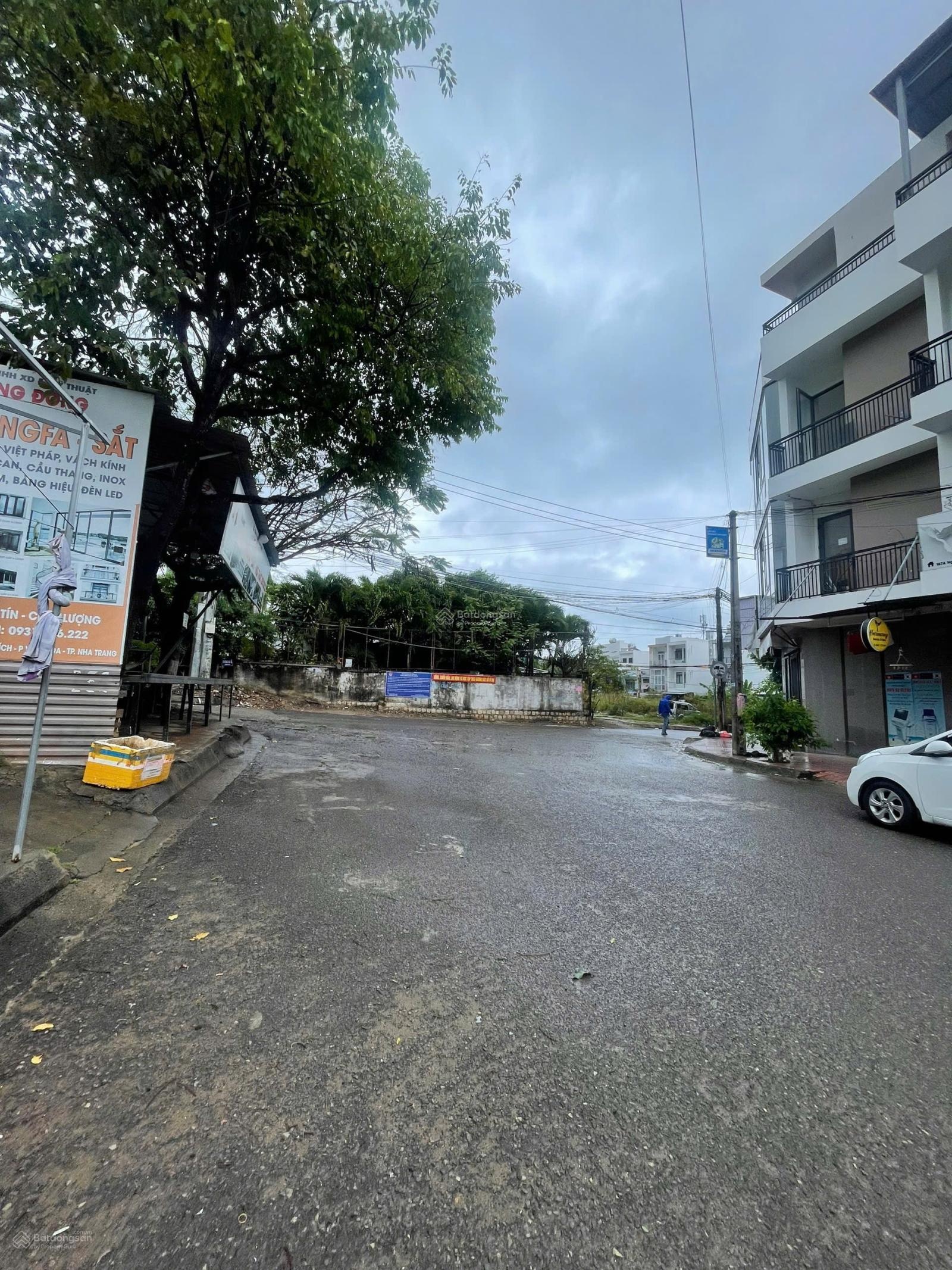 Nhà mặt tiền kinh doanh đường nguyễn chích gần biển bắc nha trang bán nhà mặt tiền đường nguyễn