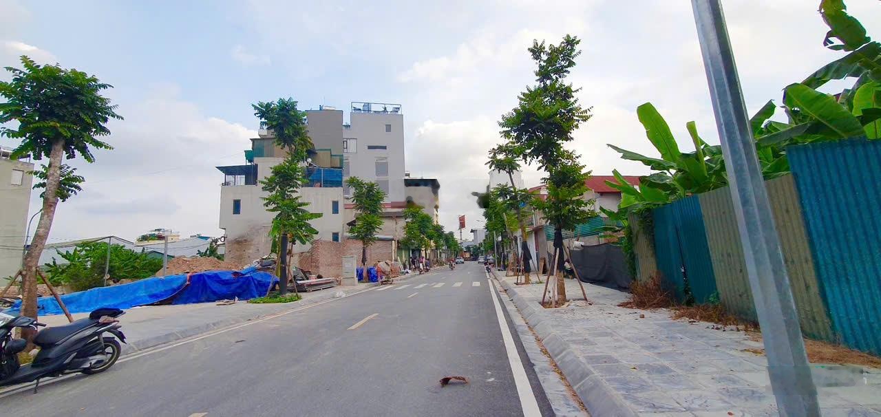 Giảm 3 tỷ, view hồ, plô, vỉa hè, ôtô tránh, kd, cự khối, bát khối, lb, dt 100 m, mt 7 m, giá 17 tỷ3