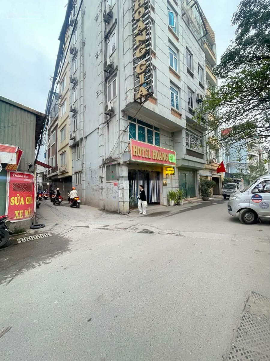 Đất trống diện tích rộng làm ccmn 15-17 phòng, để ở hoặc đầu tư tích sản đường Phạm Hùng Từ Liêm