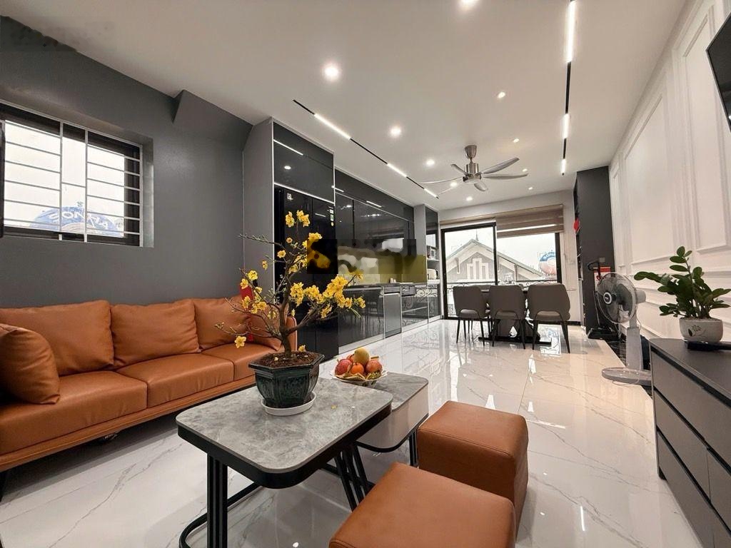 Đẹp và rẻ nhất tây mỗ , nam từ liêm : nhà mới tinh- lô góc 55m, 5 tầng , thang máy chỉ 8,4 tỷ