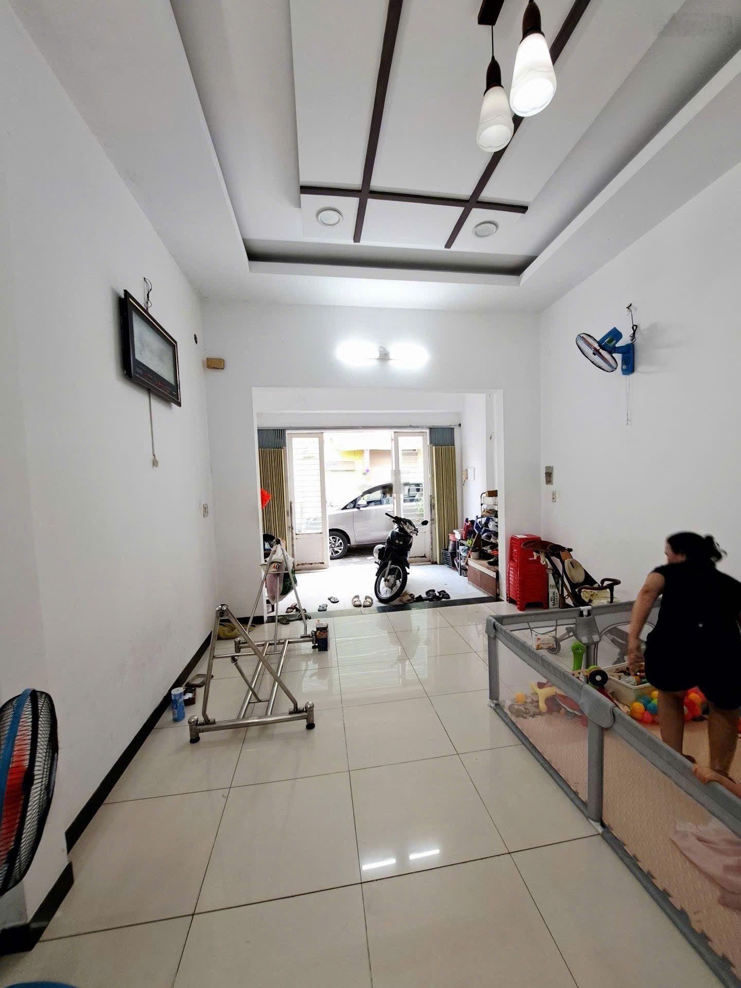 NHÀ đường số 4 rộng thoáng mát BHH BÌNH TÂN