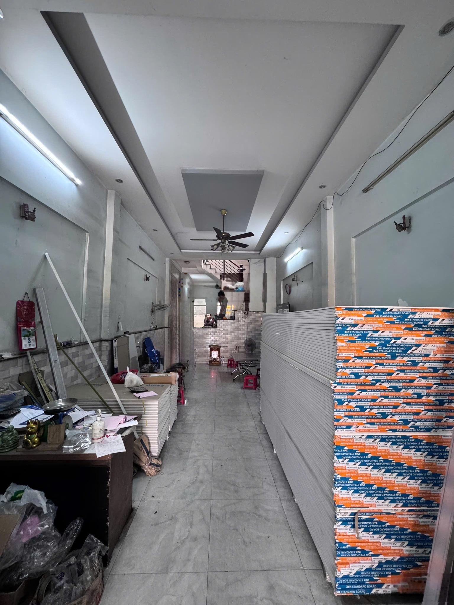 Bán nhà mặt phố tại Bình Long, 14,5 tỷ, 4x25m trệt 2 lầu St đang cho thuê, vị trí tiềm năng