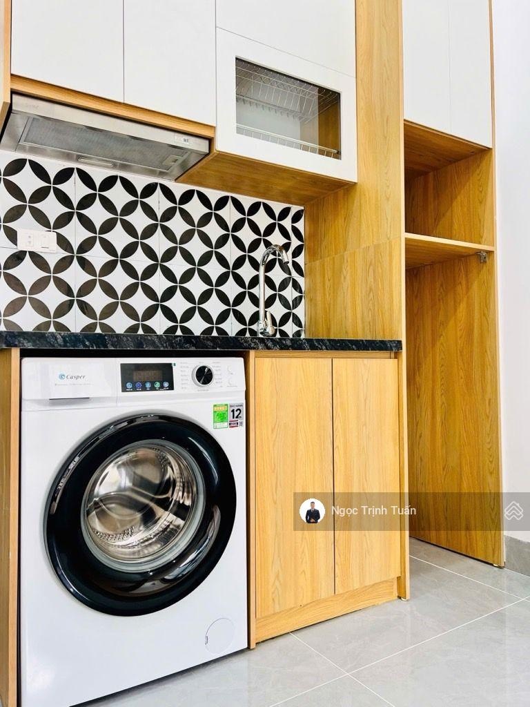 Ngõ thông, ô tô qua nhà! Toà CHDV 65Mx7 tầng, Phương Mai, xây mới, dt 65tr/th, giá 17.3 tỷ