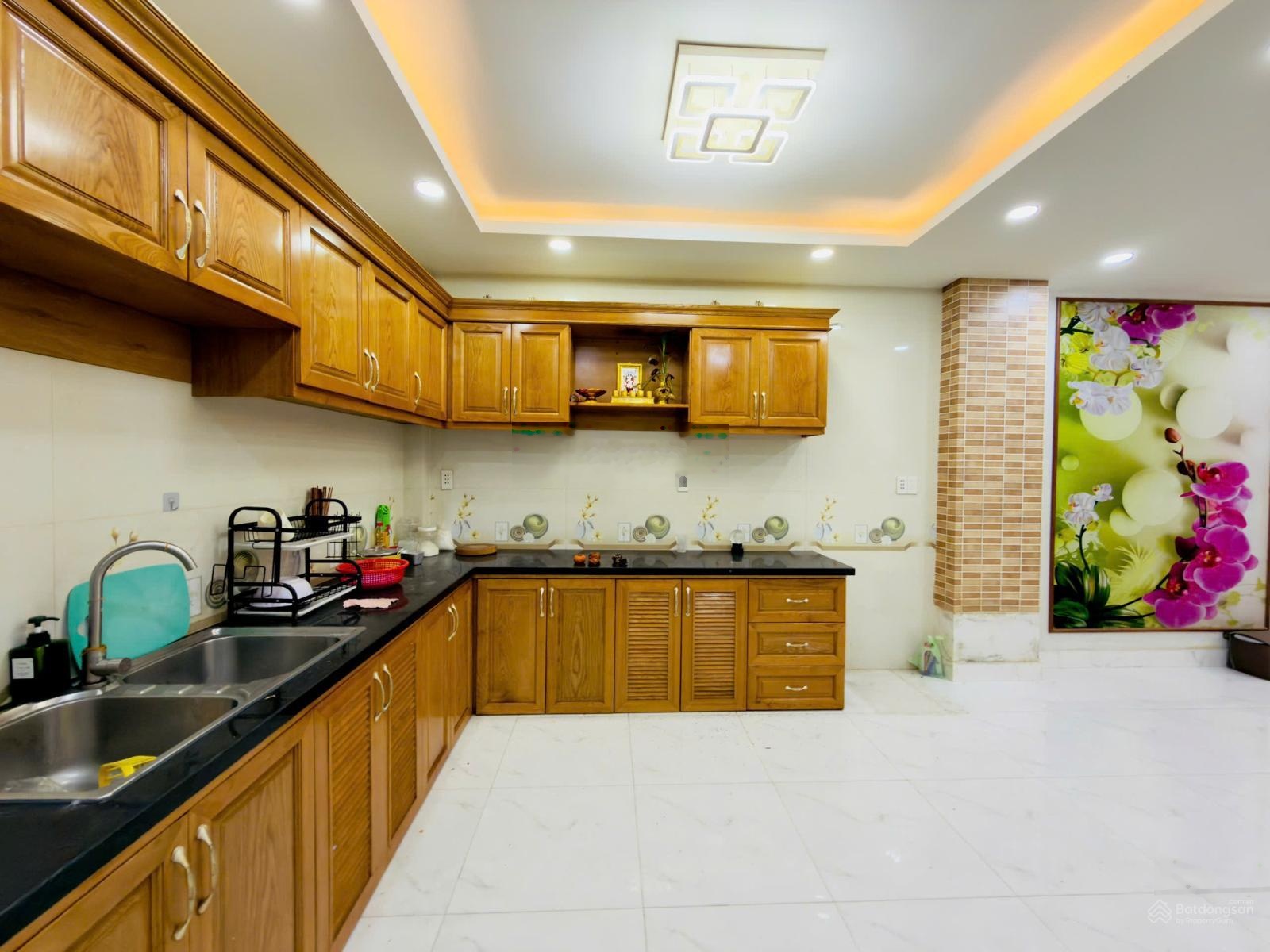 _Nhà phố khu đồng bộ liền kề_Trệt 3 lầu_(4PN, 5WC)_ngay chợ Thạch Đà P14_Gò Vấp_