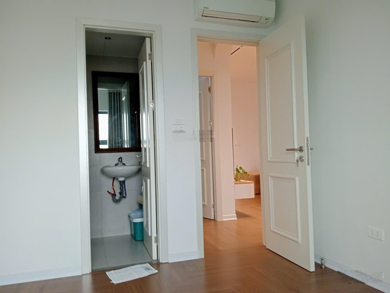Căn hộ đẳng cấp 5*, 65m2, 2n, 2vvc, giá 4.2 tỷ, ngay mặt phố Phùng Hưng, Hà Đông